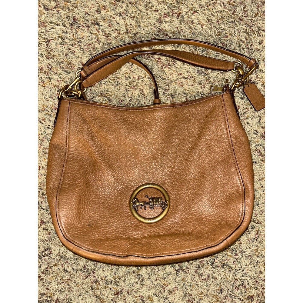 Coach Leather Elle Hobo in Light Saddle/Old Brass Carriage Logo